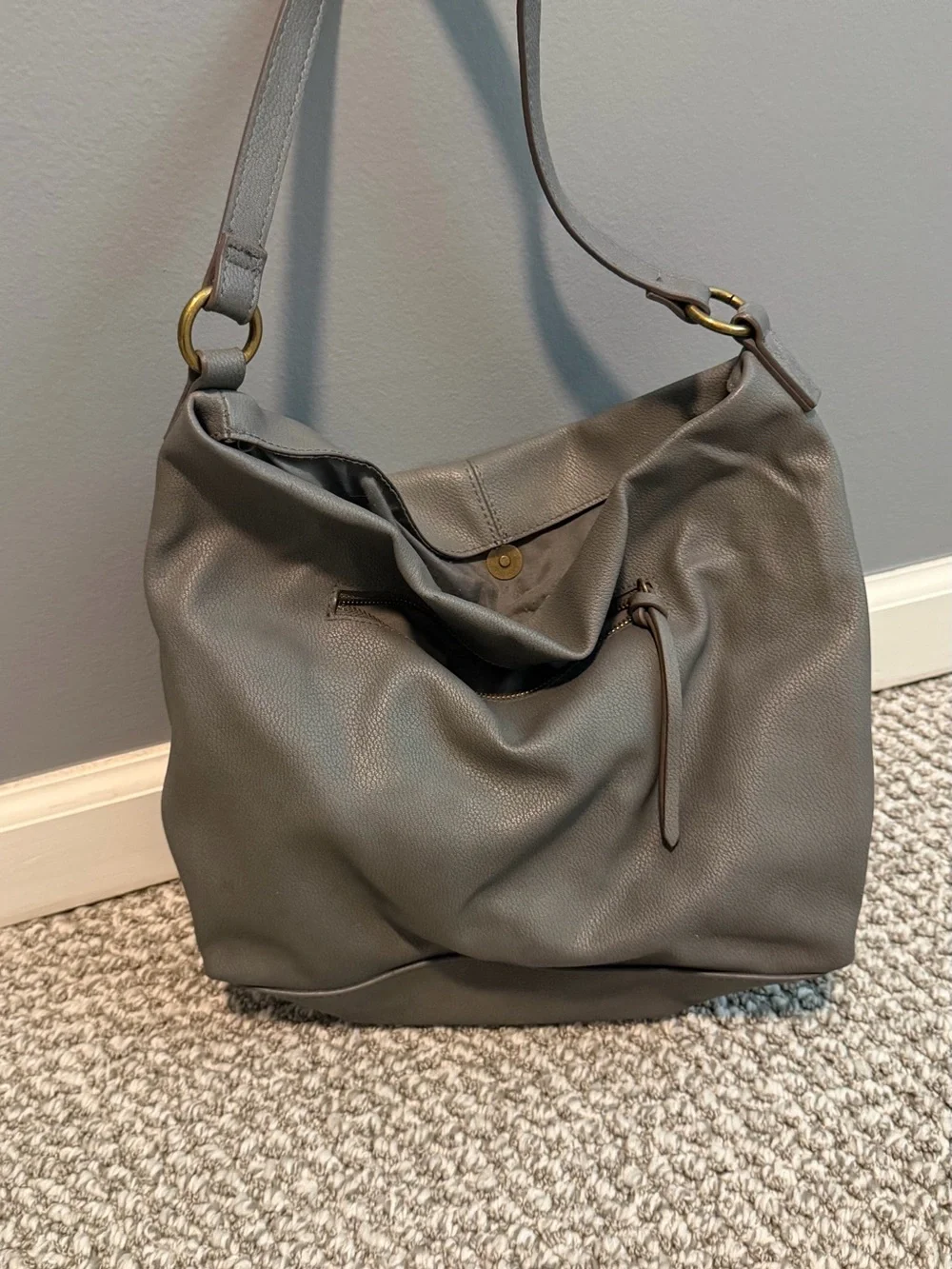 Grey Leather Sonoma Shoulder Bag - Casual Zip Front Hobo purse w/ extra strap